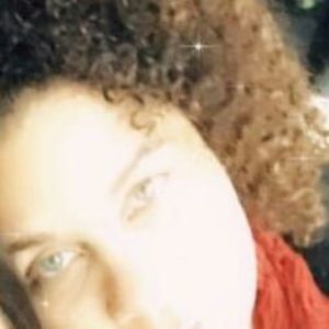 Meet your Posher, Sabrina